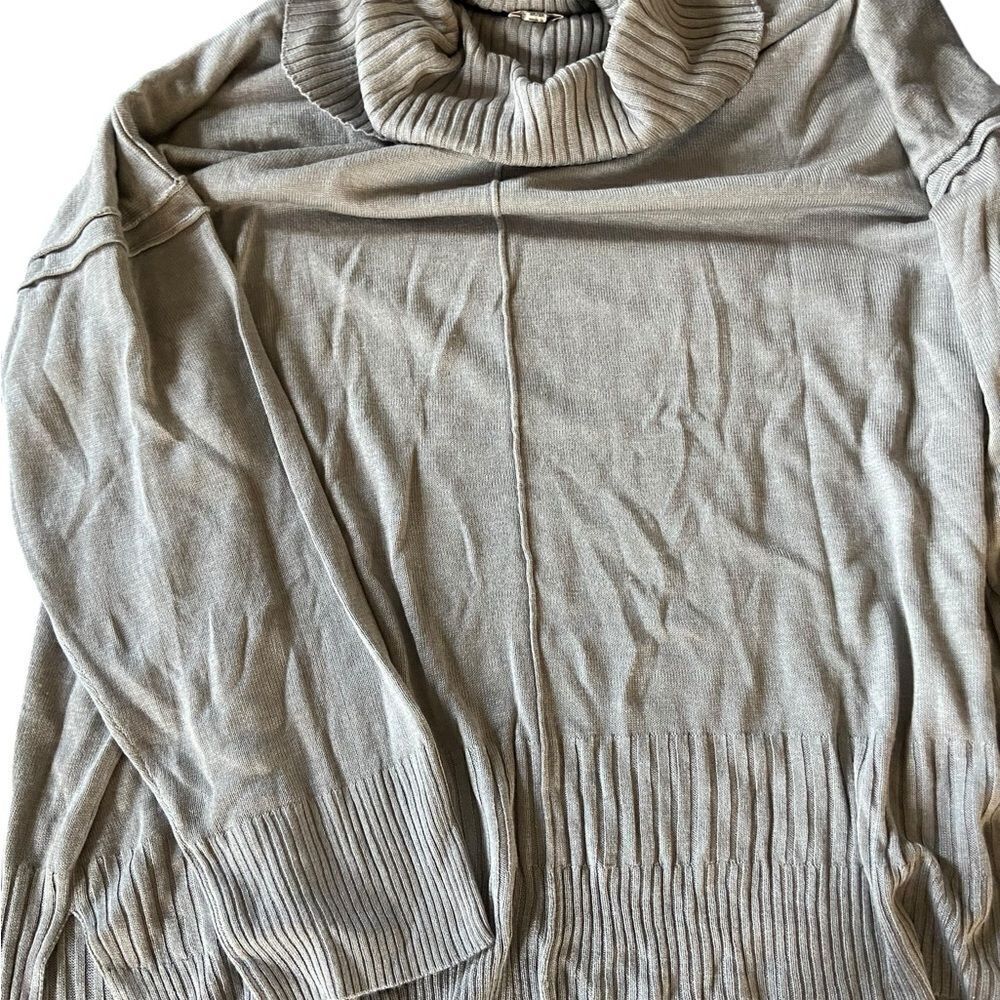 Cupid Curvy size 2X awesome  oversized sweater great condition see pics